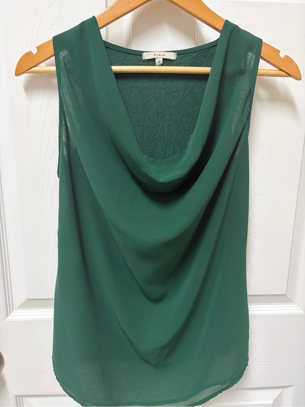 Cielo Emerald Green V-Neck Sleeveless Top